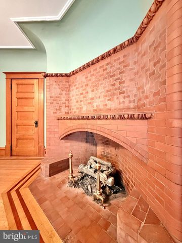 100 E PARK ST, Bordentown, NJ 08505