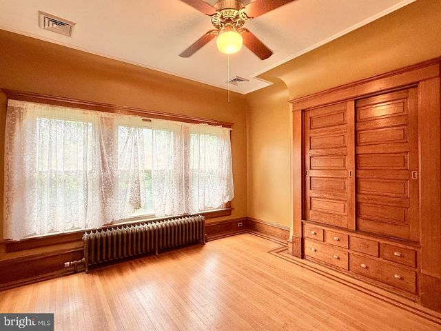 100 E PARK ST, Bordentown, NJ 08505