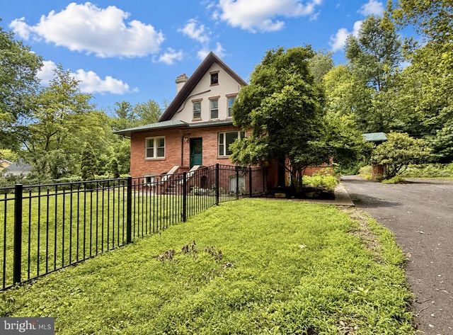 100 E PARK ST, Bordentown, NJ 08505