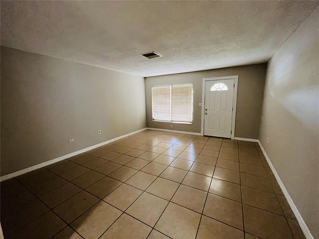 829 W CAROLE STREET, Lakeland, FL 33803
