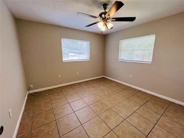 829 W CAROLE STREET, Lakeland, FL 33803