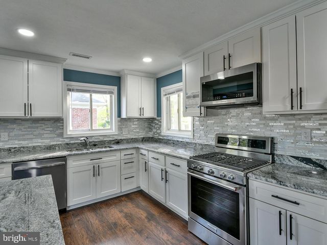 7012 GATEWAY BLVD, District Heights, MD 20747