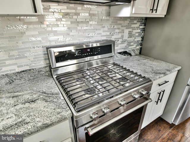 7012 GATEWAY BLVD, District Heights, MD 20747