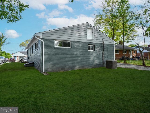 7012 GATEWAY BLVD, District Heights, MD 20747