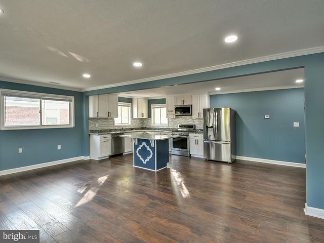 7012 GATEWAY BLVD, District Heights, MD 20747