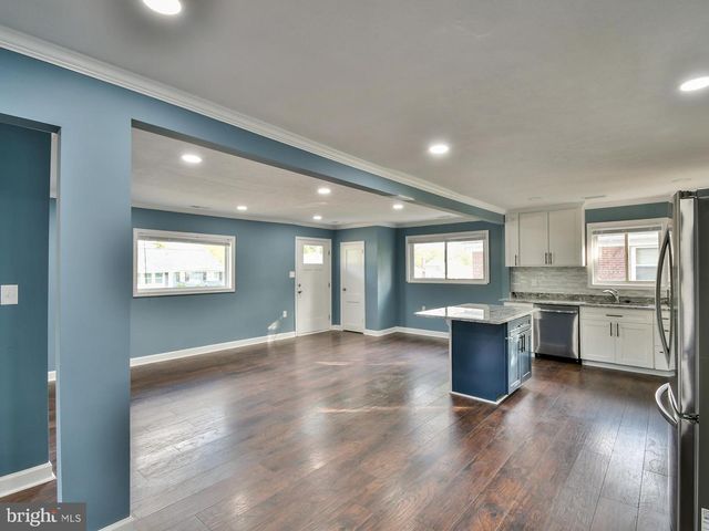 7012 GATEWAY BLVD, District Heights, MD 20747