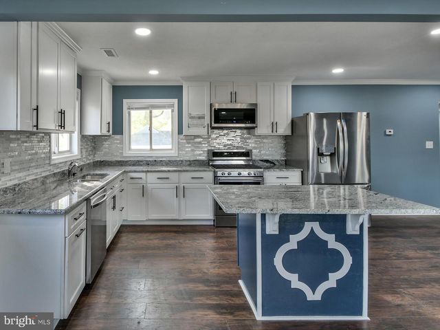 7012 GATEWAY BLVD, District Heights, MD 20747