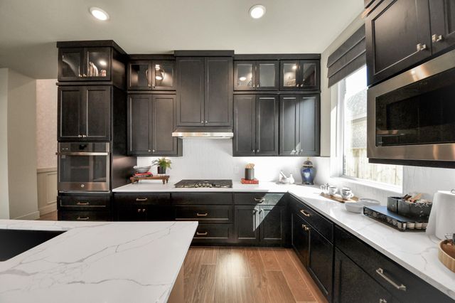 9734 Manor House Lane, Manvel, TX 77578