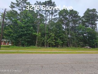 3216 Scovel Avenue, Pascagoula, MS 39581