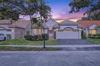 1520 Seabay Road, Weston, FL 33326
