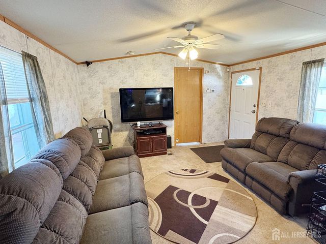 59 Ron Road, Hazlet, NJ 07735