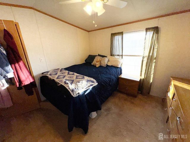 59 Ron Road, Hazlet, NJ 07735