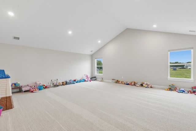 145 S Shay Rd, Andover, KS 67002