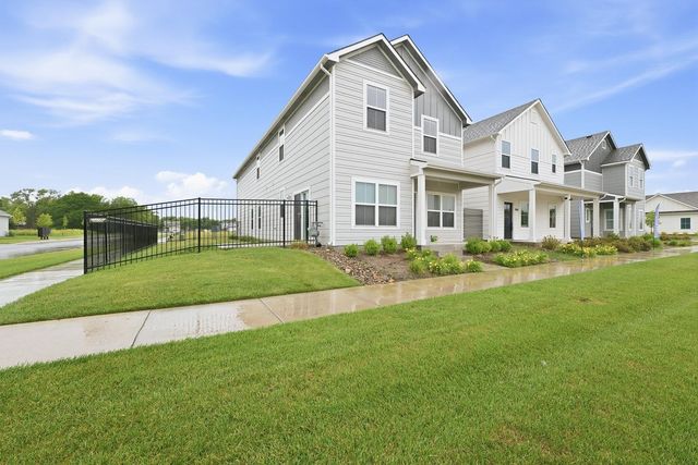 145 S Shay Rd, Andover, KS 67002