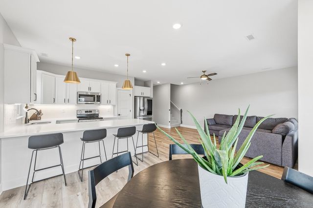145 S Shay Rd, Andover, KS 67002