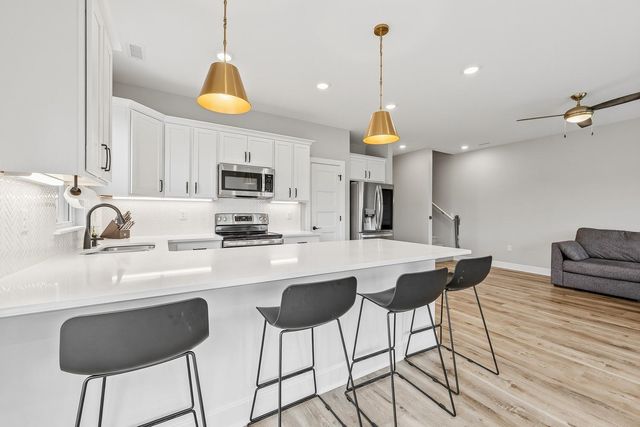 145 S Shay Rd, Andover, KS 67002
