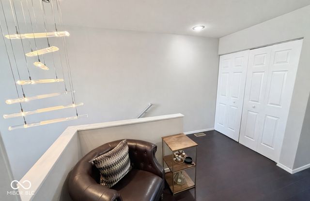 610 Bayberry Court W, Bloomington, IN 47401