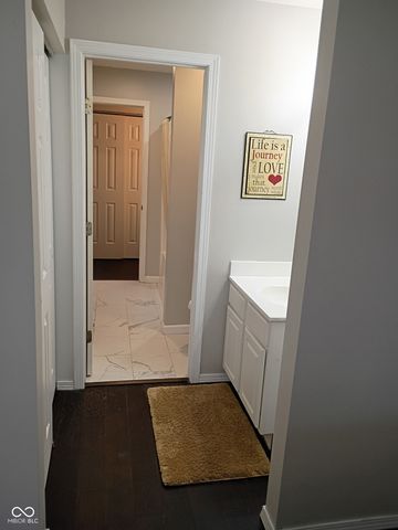 610 Bayberry Court W, Bloomington, IN 47401