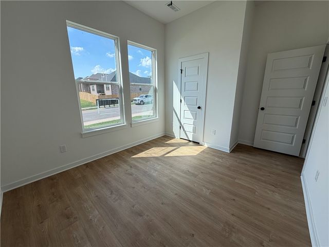 5231 Nicolas Avenue, Springdale, AR 72762