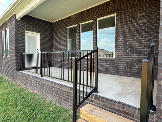 5231 Nicolas Avenue, Springdale, AR 72762