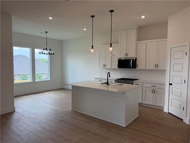 5231 Nicolas Avenue, Springdale, AR 72762
