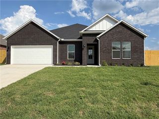 5231 Nicolas Avenue, Springdale, AR 72762