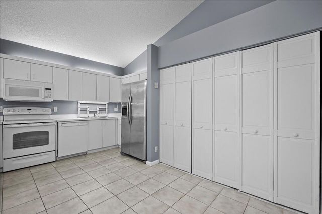 12556 Woodmill Drive, Palm Beach Gardens, FL 33418