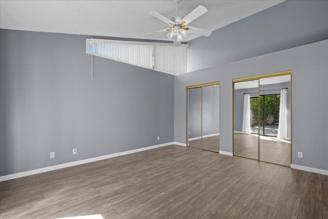 12556 Woodmill Drive, Palm Beach Gardens, FL 33418