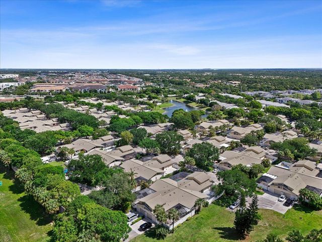 12556 Woodmill Drive, Palm Beach Gardens, FL 33418