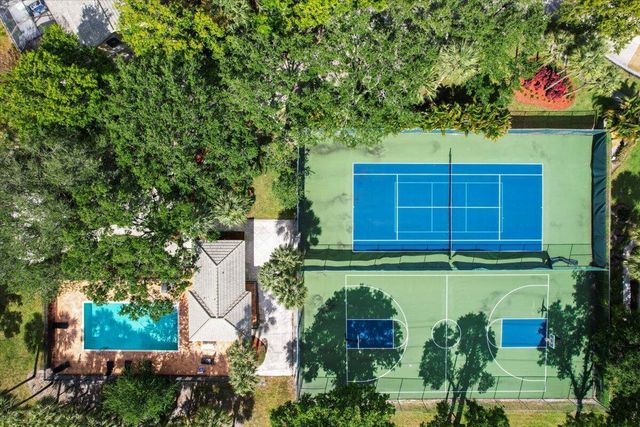 12556 Woodmill Drive, Palm Beach Gardens, FL 33418