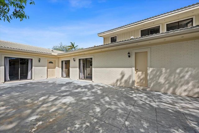 12556 Woodmill Drive, Palm Beach Gardens, FL 33418