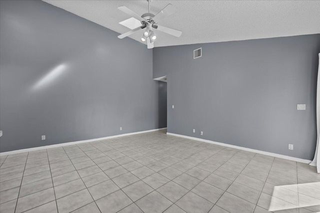 12556 Woodmill Drive, Palm Beach Gardens, FL 33418