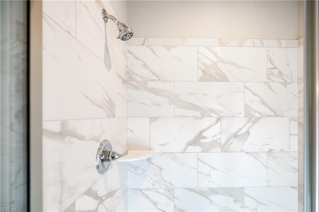 2328 Shillelagh RD, Chesapeake, VA 23323