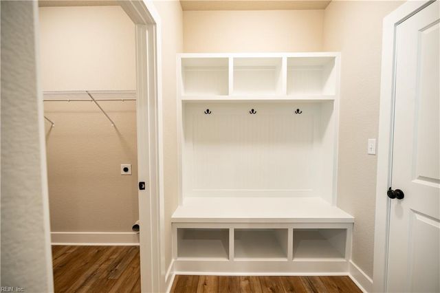 2328 Shillelagh RD, Chesapeake, VA 23323