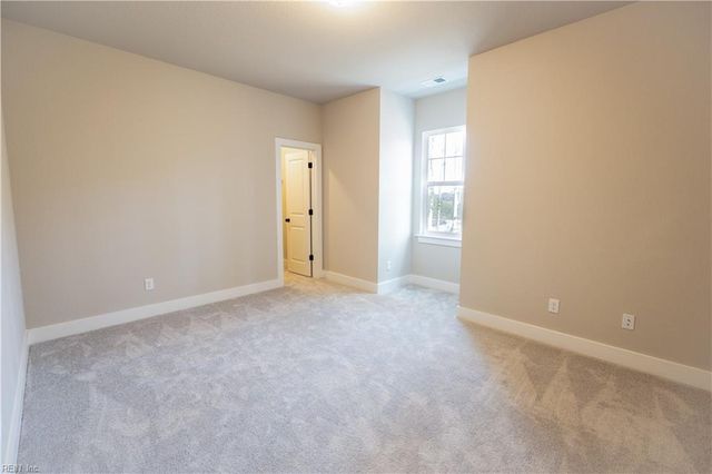 2328 Shillelagh RD, Chesapeake, VA 23323