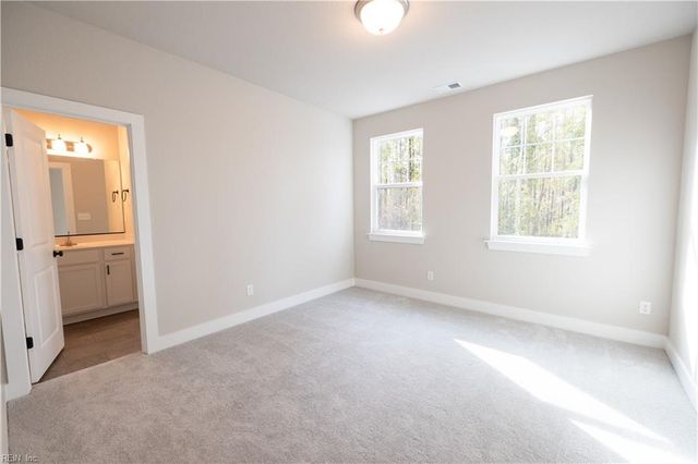 2328 Shillelagh RD, Chesapeake, VA 23323