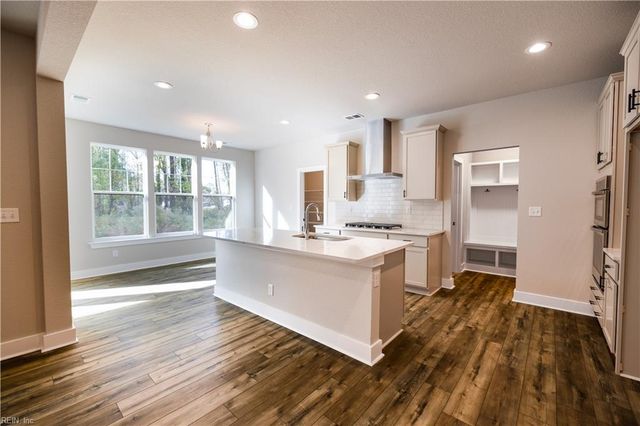 2328 Shillelagh RD, Chesapeake, VA 23323