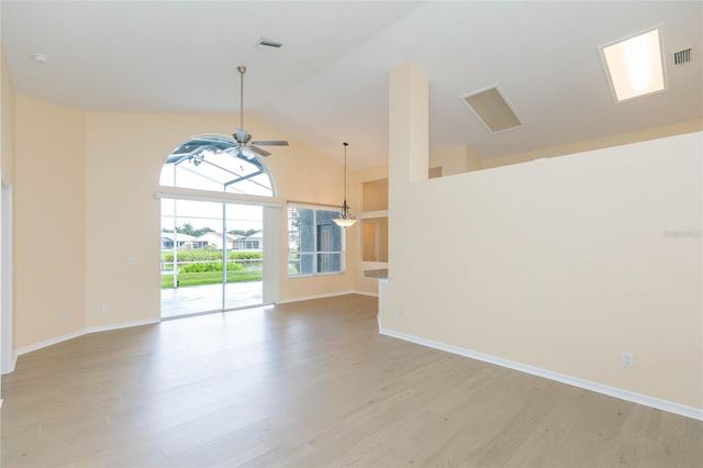 11520 WELLMAN DRIVE, Riverview, FL 33578