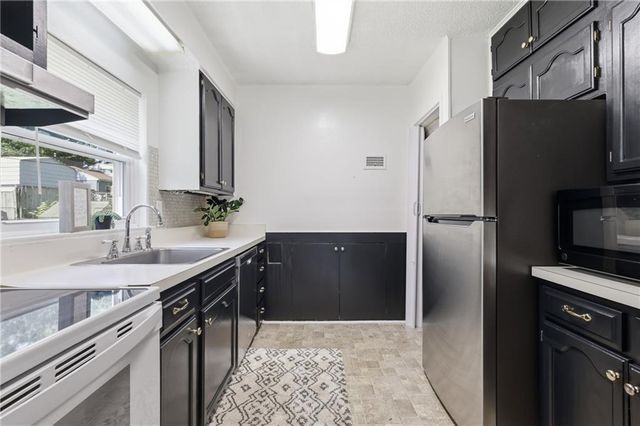 617 NE 45th Street, Kansas City, MO 64116