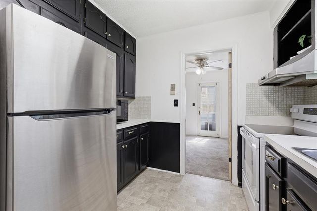 617 NE 45th Street, Kansas City, MO 64116