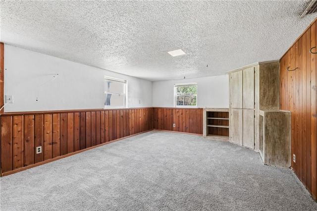 617 NE 45th Street, Kansas City, MO 64116