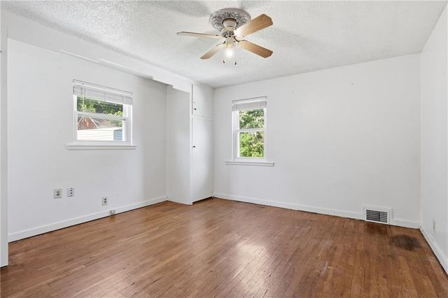 617 NE 45th Street, Kansas City, MO 64116