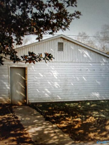 1203 SE Pennylane, Decatur, AL 35601