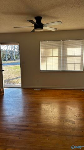 1203 SE Pennylane, Decatur, AL 35601