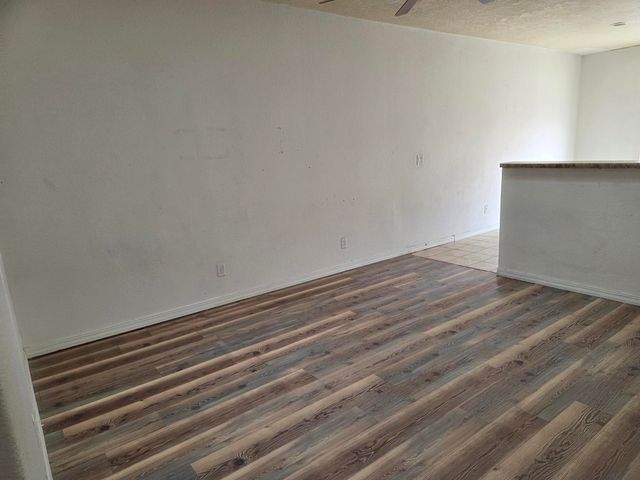 9916 Sacate Blanco Avenue SW, Albuquerque, NM 87121