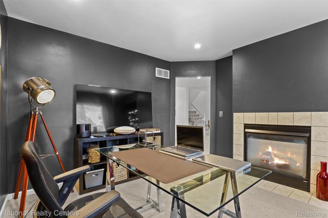 779 Red Run Drive, Troy, MI 48085