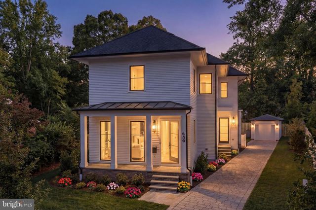 630 N KENMORE ST, Arlington, VA 22201