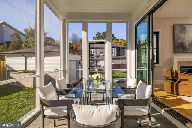 630 N KENMORE ST, Arlington, VA 22201