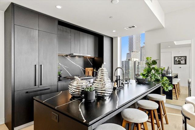 44 East Ave 3304, Austin, TX 78701