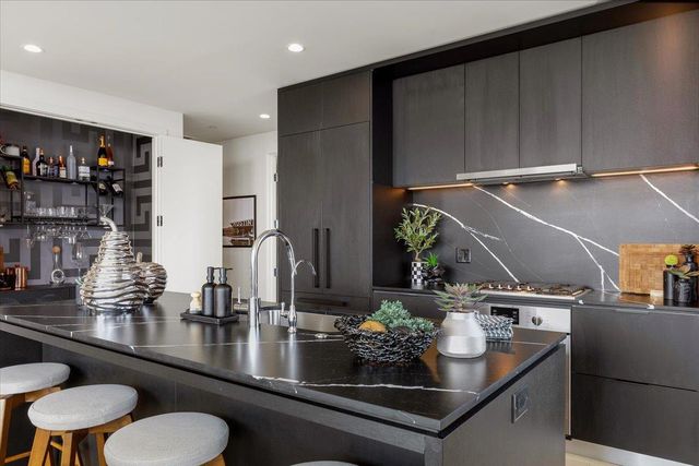 44 East Ave 3304, Austin, TX 78701
